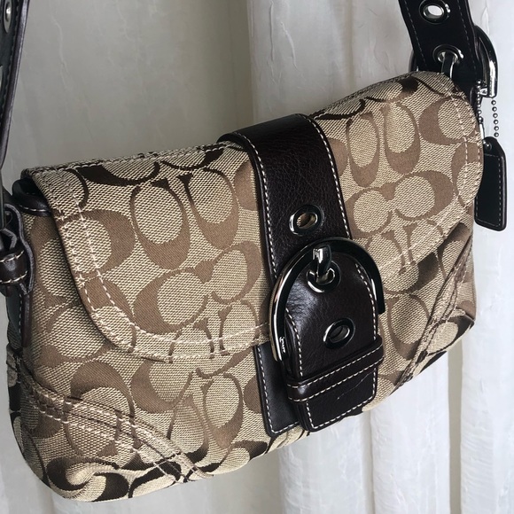 Coach Handbags - Coach Signature Shoulder Strap Purse